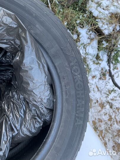 Yokohama Ice Guard Studless IG50 215/60 R17 100T
