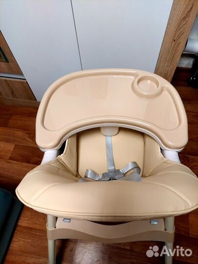 Стульчик для кормления новый