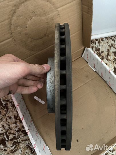 Тормозные диски volvo xc90 передние. Цена за все