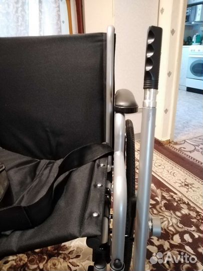 Инвалидная коляска новая