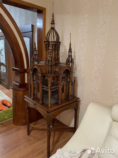 Клетка деревянная для птиц ручной работы