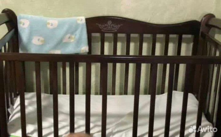 Детская кроватка