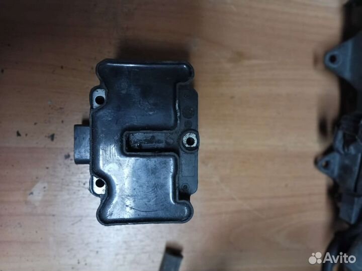 Катушка зажигания VW Audi Skoda 032905106