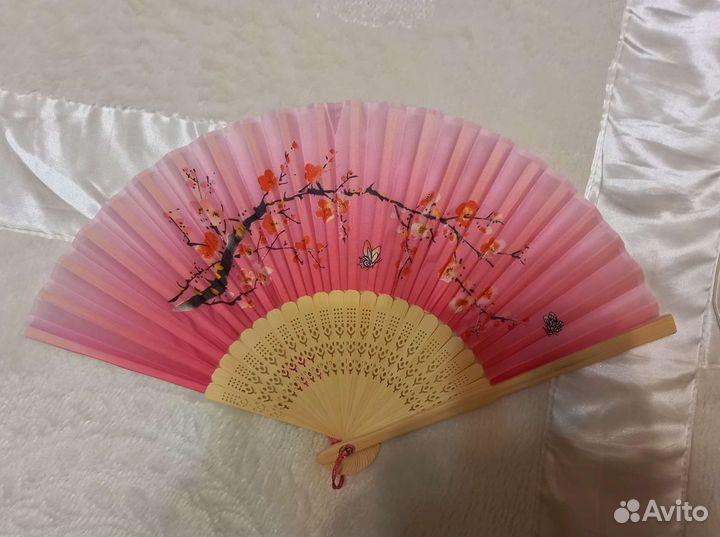 Веер в японском стиле