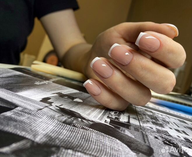 Маникюр педикюр