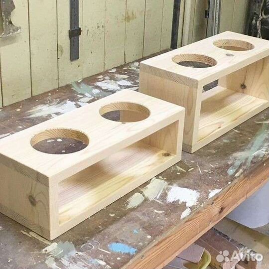 Подставки и лежаки для животных ручной работы