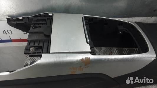 Подлокотник центральный audi A6 C7 (DEA25IX01)