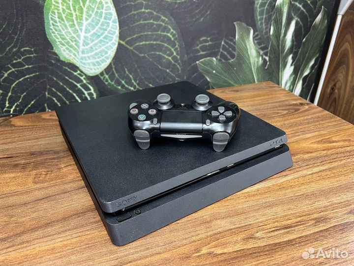 Sony Playstation 4 Slim 1TB. PS4