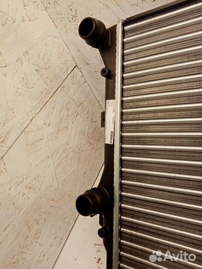 Радиатор охлаждения VW Golf 5, Octavia A5, Jetta 5