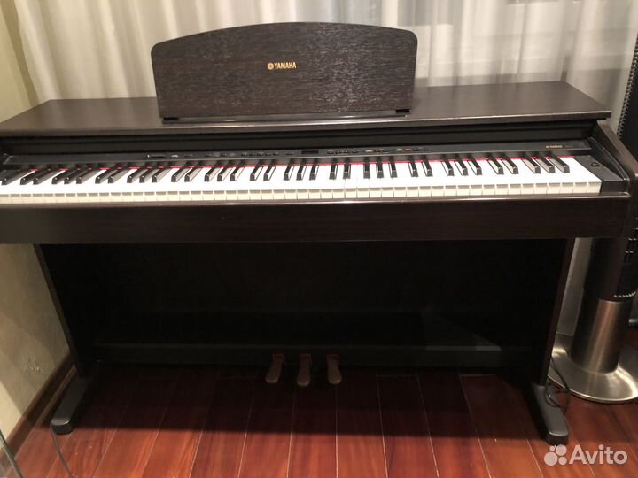 Цифровое пианино yamaha ydp-121