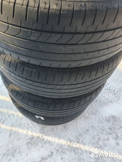 Bridgestone Dueler H/L 33A 235/55 R20 112T