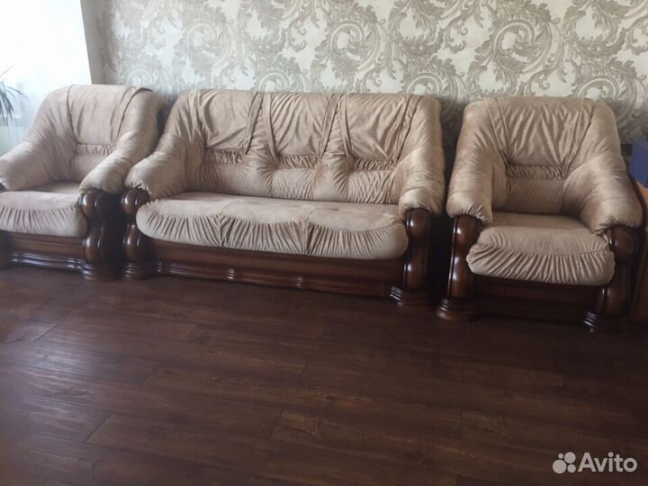 Перетяжка, реставрация и ремонт мягкой мебели