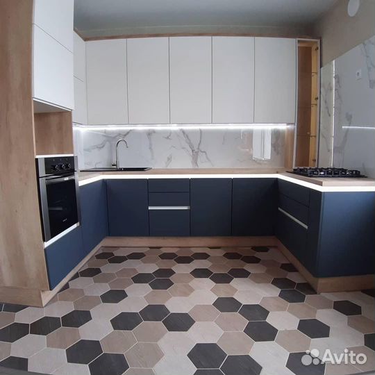 Кухонный гарнитур на заказ. Под ключ