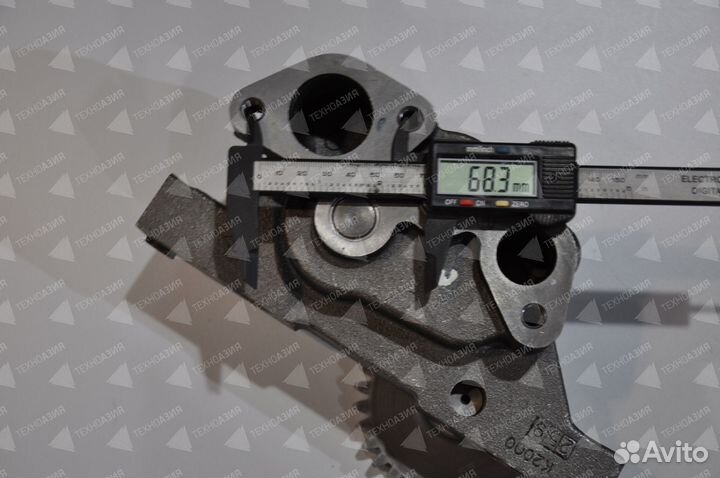 Насос масляный K2000-1011100 Yuchai YC6MK300N-50