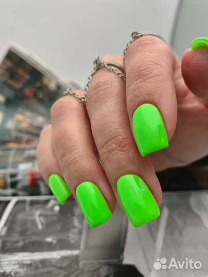 Маникюр с покрытием гель-лаком