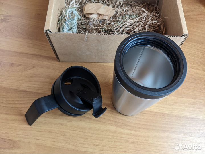 Продам термокружка и вело бутылка