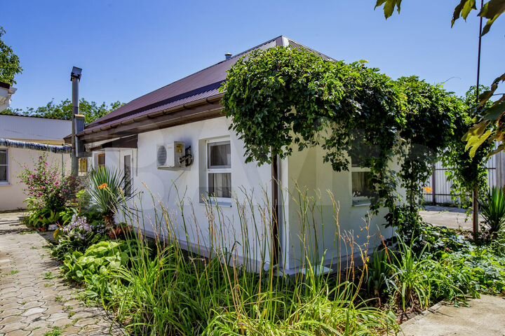 Дом 30 м² на участке 2 сот.