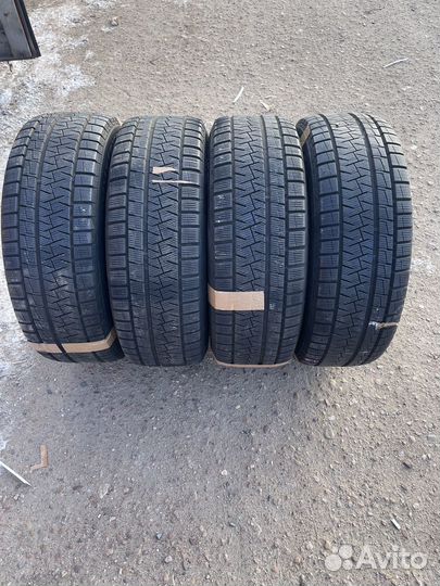 Pirelli Ice Asimmetrico 235/55 R19 105Q