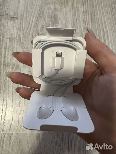 Наушники apple earpods lightning