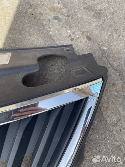 Решетка радиатора skoda rapid