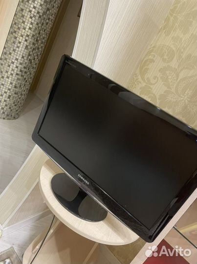 Монитор samsung