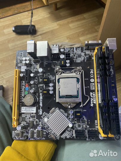 Процесор i7 оперативы 2 по 8