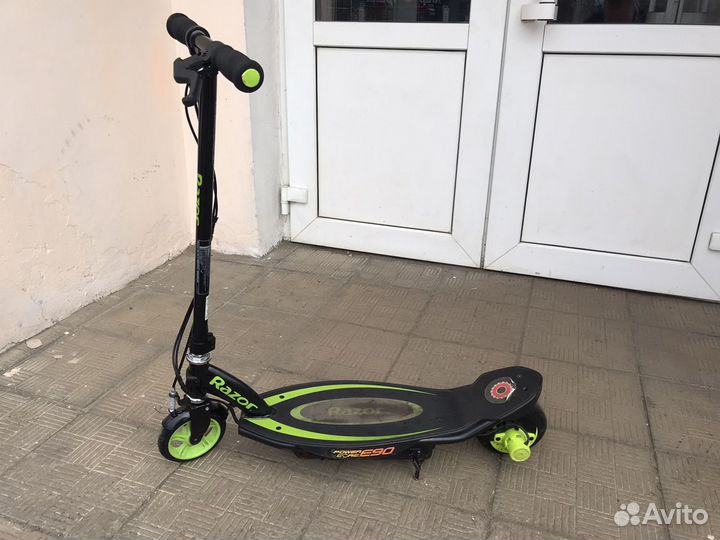 Электросамокат razor powercore E90