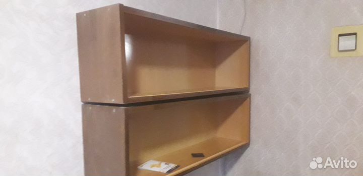 Книжные полки