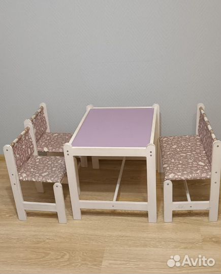 Стол, скамейка и стульчики детские.Доставка беспла