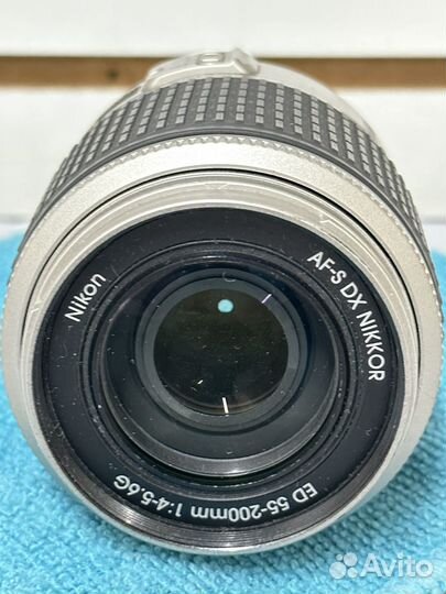 Объектив Nikon 55-200
