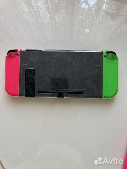 Nintendo switch rev 1 прошитая (+ чехлы)