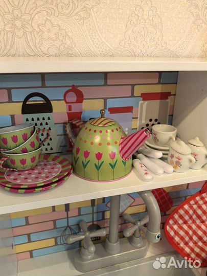 Детская деревянная кухня