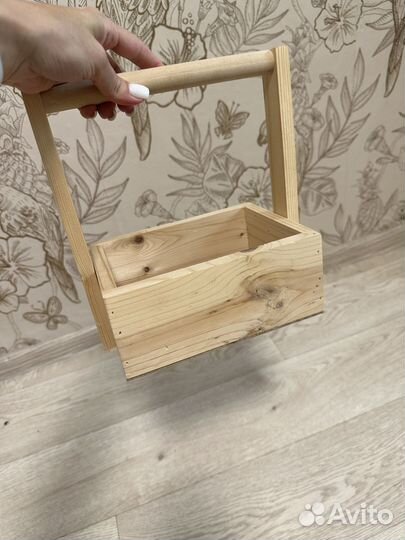 Корзинка / коробка с ручкой деревянная