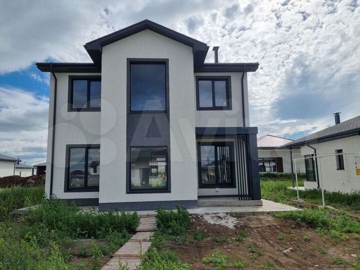 Дом 163 м² на участке 6 сот.