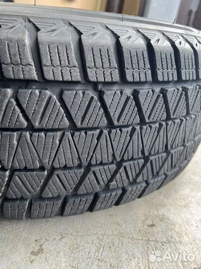 Bridgestone Blizzak DM-V3 225/55 R18 98T