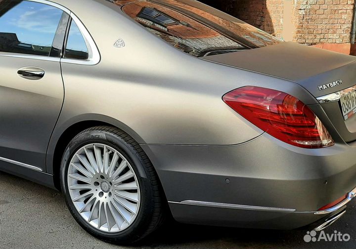 Автовинил (плёнка на машину)