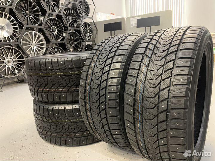 Tri Ace Snow White II 285/45 R22 и 325/35 R22 114H