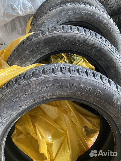 Nokian Tyres Hakkapeliitta 9 225/55 R17 101T