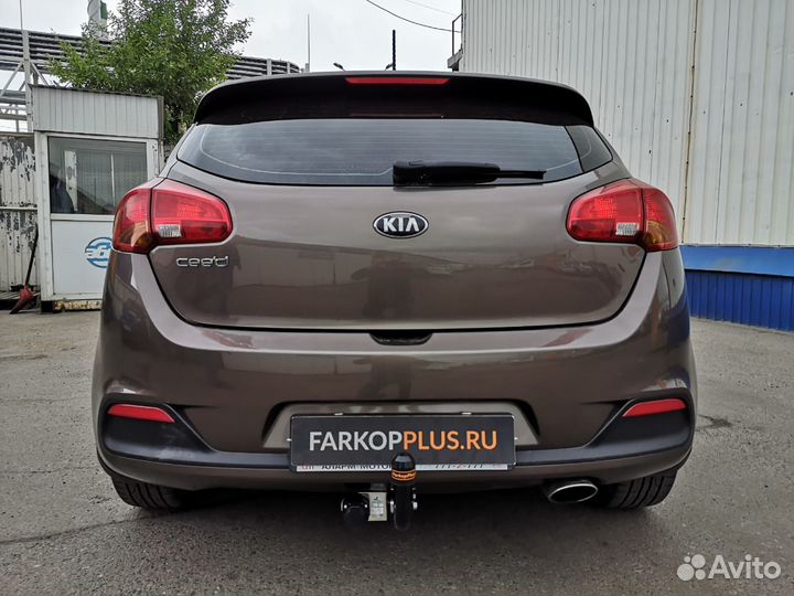 Фаркоп Трейлер на Kia Ceed 2012- Арт. 7352 (хэтчбек)