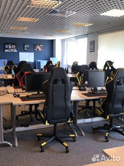 Оператор колл центра