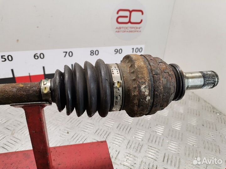 Полуось задняя (приводной вал, шрус) Opel Antara