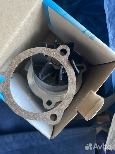 Помпа ваз передний привод