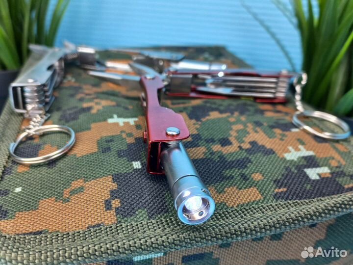 Мультитул 8в1 с фонариком