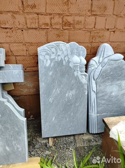 Гранитные памятники