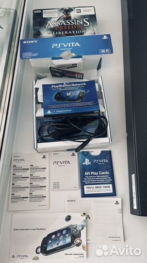 Sony PS Vita портативную игровую приставку продам
