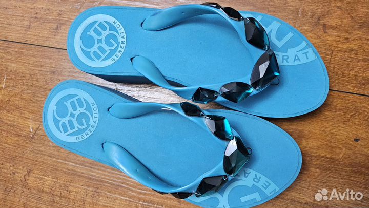 Сланцы bcbg новые