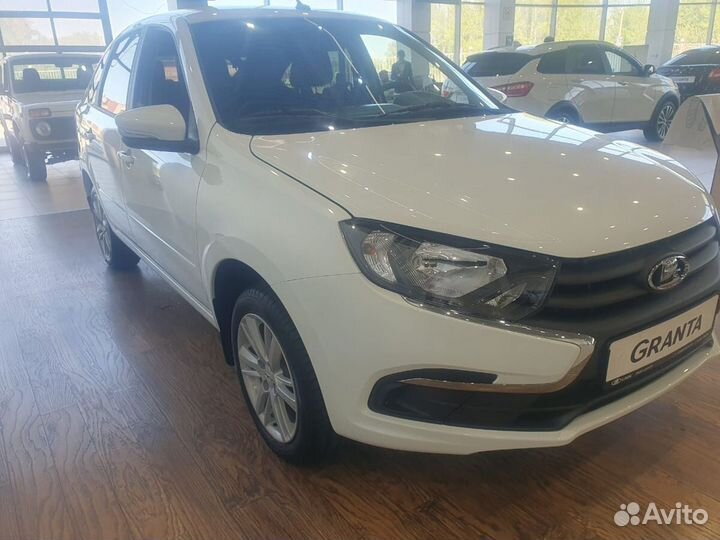 LADA Granta 1.6 МТ, 2023