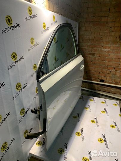 Дверь боковая передняя левая Volkswagen Jetta 6