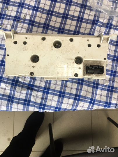 Блок управления климатом mazda 3 bk