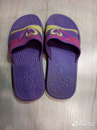 Шлепанцы для девочки